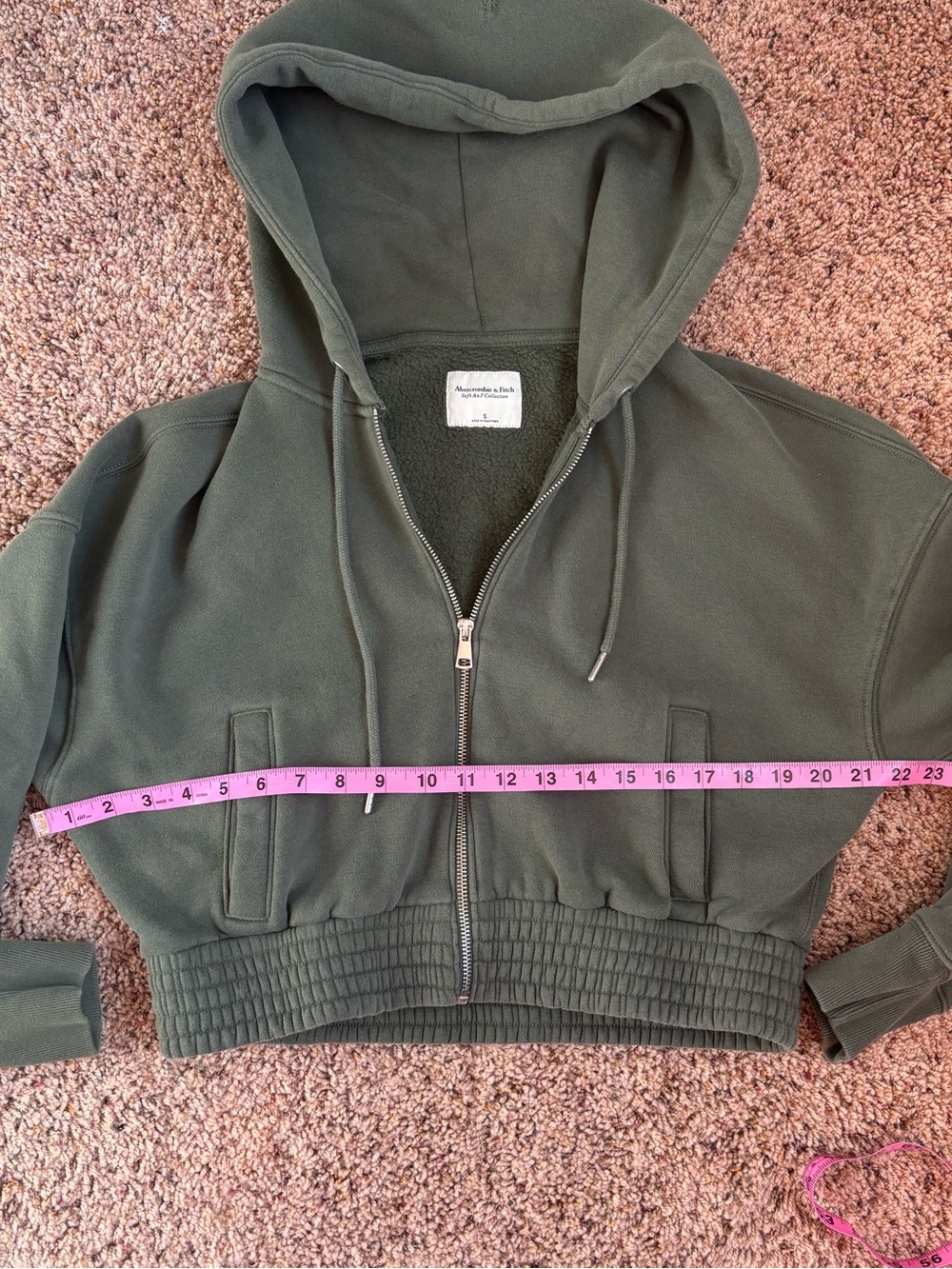 Abercrombie & Fitch Cropped Zip Hoodie in Olive Green - Picture 5 of 6